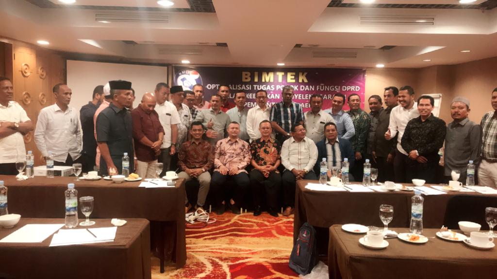 BIMTEK PELAYANAN PRIMA TERHADAP PIMPINAN DAN ANGGOTA DPRD 2025